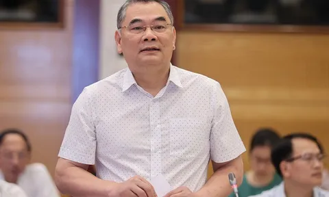 Cơ quan điều tra thu hồi 55 tỷ đồng và 1,6 triệu USD trong vụ án Hậu ‘pháo’