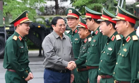 Thủ tướng Phạm Minh Chính làm việc với Viettel về công nghiệp quốc phòng công nghệ cao