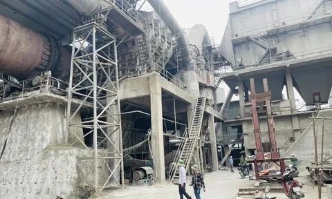Thủ tướng chỉ đạo khẩn trương điều tra nguyên nhân vụ tai nạn lao động làm 10 người thương vong