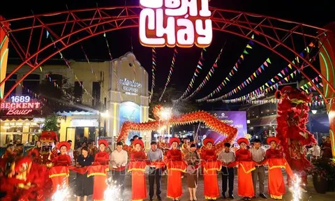 Khai trương tuyến phố đi bộ Bãi Cháy