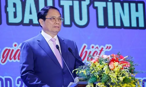 Thủ tướng chỉ ra những giải pháp để Ninh Thuận hóa giải khó khăn, vượt lên mạnh mẽ, phát triển nhanh và bền vững