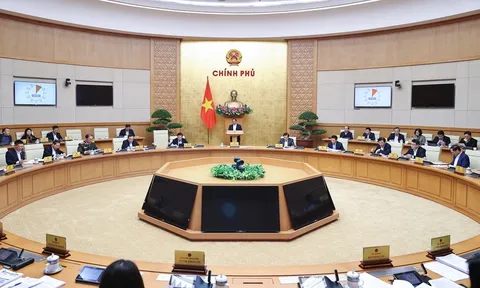 Khi nào ban hành Nghị định quy định CHẾ ĐỘ TIỀN LƯƠNG MỚI?
