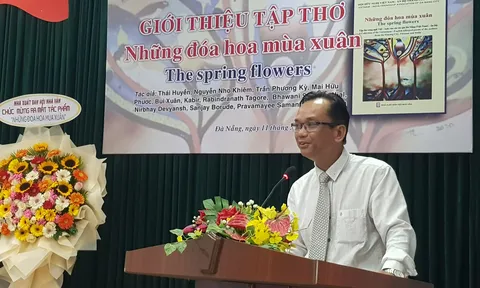 Thắt chặt tình hữu nghị Việt Nam - Ấn Độ với tập thơ “Những đóa hoa mùa xuân”