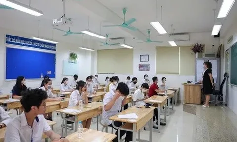 689 sĩ tử vắng mặt trong ngày thi đầu tiên môn Ngữ văn tại Hà Nội