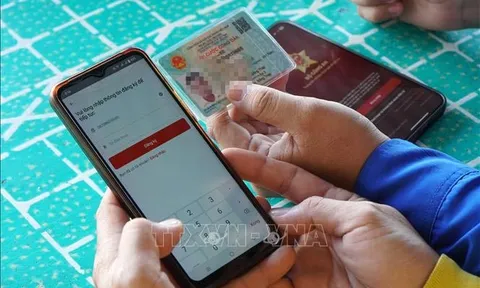 Kiểm tra thông tin qua VNeID có giá trị như kiểm tra trực tiếp giấy tờ