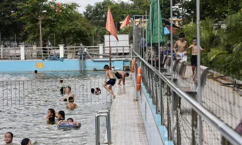 Thanh Oai, Hà Nội: Cải tạo ao làng ô nhiễm thành bể bơi miễn phí phục vụ cộng đồng