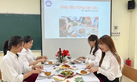 Có phải Ngành Quản trị văn phòng không cần nhiều chuyên môn?