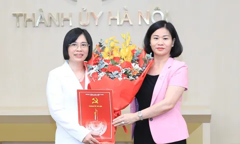 Kiện toàn nhân sự tại Hà Nội, Khánh Hoà