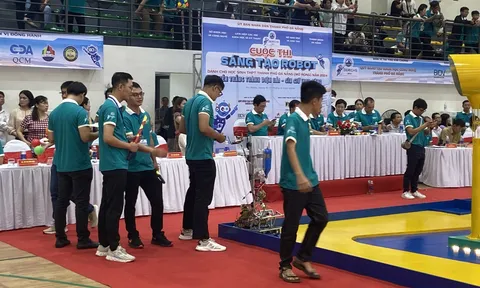 Khai mạc cuộc thi sáng tạo Robot dành cho học sinh THPT Đà Nẵng – DERICHS 2024