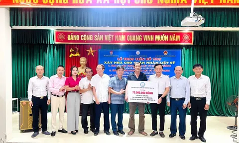 Hỗ trợ xây dựng nhà tình nghĩa ở huyện Con Cuông