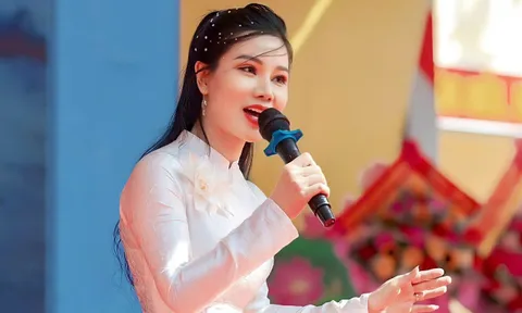 Nữ cán bộ công an có duyên với những làn điệu dân ca xứ Nghệ