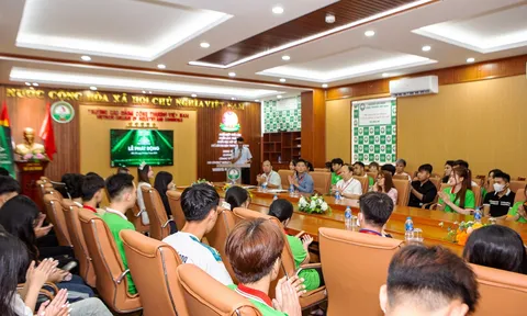 Lần đầu tiên tổ chức cuộc thi Duyên dáng Nữ sinh VCI