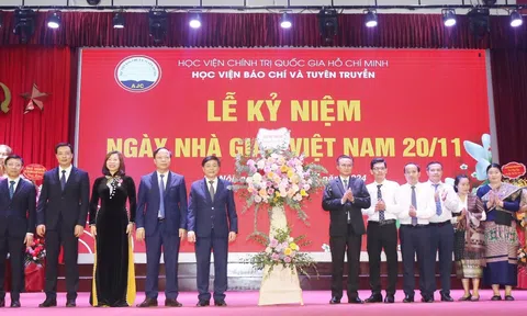 Học viện Báo chí và Tuyên truyền long trọng kỷ niệm 42 năm Ngày Nhà giáo Việt Nam