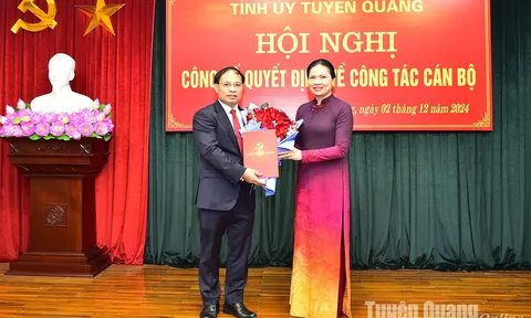 Kiện toàn cán bộ tại Tuyên Quang và Lạng Sơn