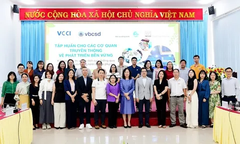 “Kiến tạo giá trị xã hội tích cực thông qua nâng cao quyền năng kinh tế của phụ nữ"