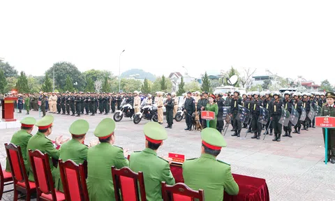 Công an Lai Châu ra quân mở đợt cao điểm tấn công trấn áp tội phạm đảm bảo ANTT dịp tết nguyên đán Ất Tỵ năm 2025