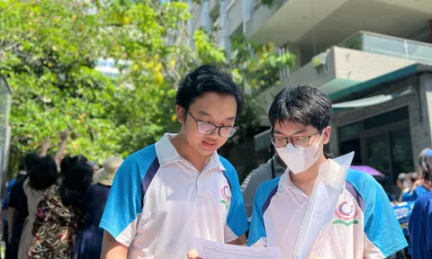 Đề Văn THPT 2025: Gợi mở, nhân văn và bám sát thực tế cuộc sống