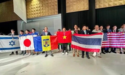 Tự hào Việt Nam lọt top 10 Kỳ thi Olympic Vật lý quốc tế