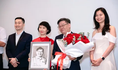 Người thầy "huyền thoại" dạy học sinh là sẽ đạt giải