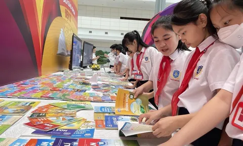Một bộ sách giáo khoa thống nhất, quyết sách chiến lược cho giáo dục Việt Nam (P2)