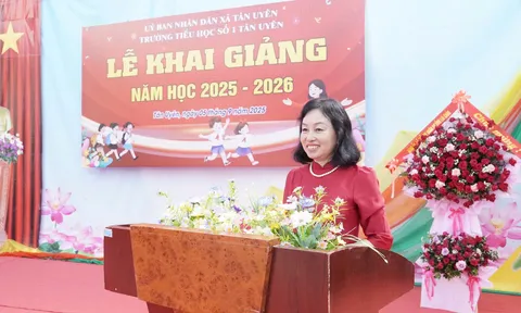 Trường Tiểu học số 1 Tân Uyên khai giảng năm học 2025 - 2026: Tiếp bước thành công, vững vàng đổi mới