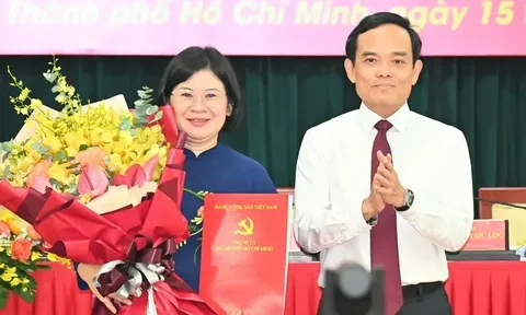 Bà Văn Thị Bạch Tuyết giữ chức Phó Bí thư Thành ủy TP.HCM