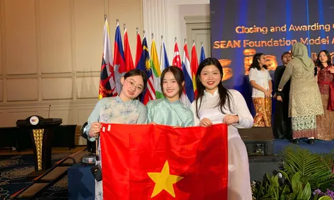 Nữ sinh Học viện Ngoại giao vinh dự đến với hành trình chinh phục Hội nghị Mô phỏng ASEAN 2025