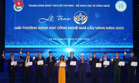 Giải thưởng Quà Cầu Vàng 2025 khẳng định vị thế khoa học trẻ