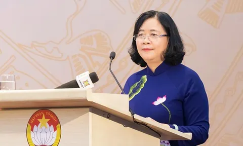 Bà Bùi Thị Minh Hoài làm Chủ tịch Ủy ban Trung ương MTTQ Việt Nam