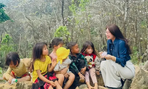 Giải Báo chí Vì sự nghiệp Giáo dục Việt Nam 2025: Khi báo chí tiếp tục giữ “ngọn lửa khai minh”