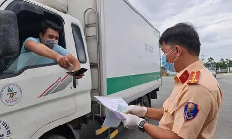 Thực hư thông tin CSGT kiểm tra giấy khám sức khỏe của tài xế