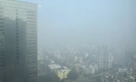 Hà Nội kéo dài chuỗi ngày ô nhiễm không khí, cần có biện pháp bảo vệ sức khoẻ người dân