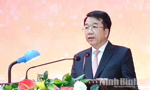 Chân dung tân Chủ tịch UBND tỉnh Ninh Bình