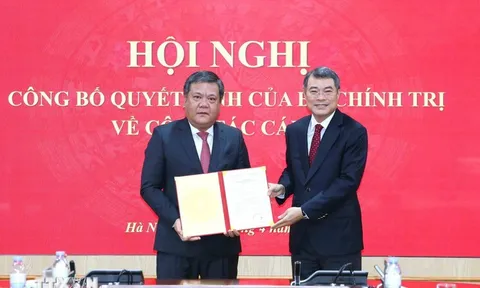 Chuẩn y ông Trần Phong giữ chức Bí thư Tỉnh uỷ Khánh Hoà