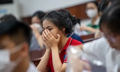 Áp lực vào lớp 10 công lập tại Hà Nội ngày càng lớn