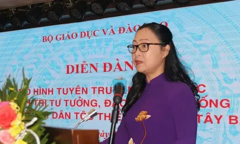 Đẩy mạnh, nhân rộng mô hình giáo dục chính trị, đạo đức cho học sinh dân tộc thiểu số vùng Tây Bắc