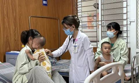 Cảnh báo “điểm nóng” hô hấp và tiêu hóa ở trẻ nhỏ khi nắng nóng kéo dài