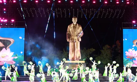 Nghệ An khai mạc Lễ hội Làng Sen năm 2026