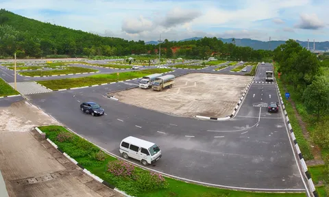 Tỷ lệ đỗ sát hạch lái xe giảm sau khi tăng độ khó phần thi đường trường