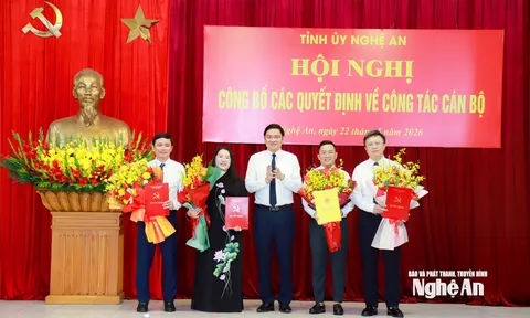 Kiện toàn nhân sự chủ chốt tại Nghệ An và Lạng Sơn