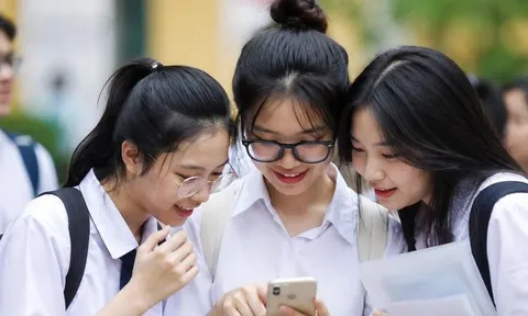 Thí sinh Hà Nội sẽ nhận điểm thi lớp 10 qua ứng dụng iHanoi