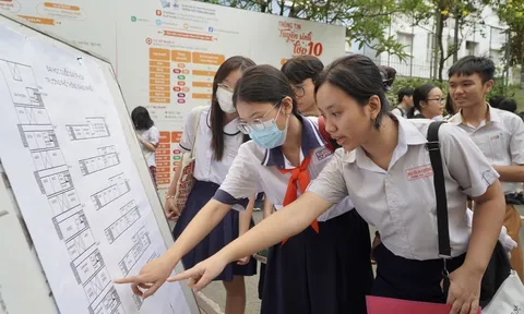 TP.HCM: Nhiều lớp chuyên tăng điểm chuẩn, một số lớp giảm sâu