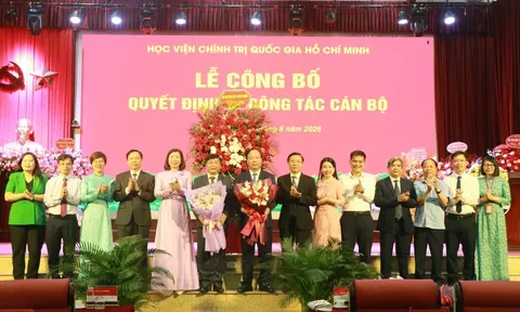 Lễ công bố quyết định bổ nhiệm lại Giám đốc và bổ nhiệm Phó Giám đốc thường trực Học viện Báo chí và Tuyên truyền