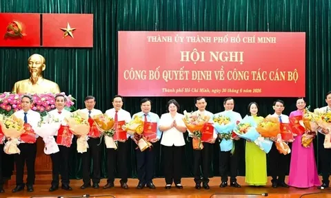 TP. Hồ Chí Minh điều động 12 lãnh đạo sở, ngành về phường, xã