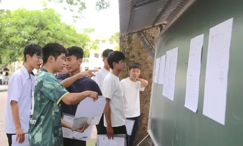 Điểm thi THPT 2026: Xuất hiện 5 thủ khoa đạt 30 điểm tuyệt đối