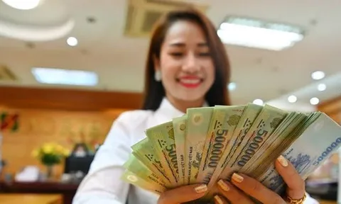 Công chức hưởng lương từ 9 triệu đồng/tháng, nhiều nơi thu nhập vượt 20 triệu nhờ chính sách hỗ trợ