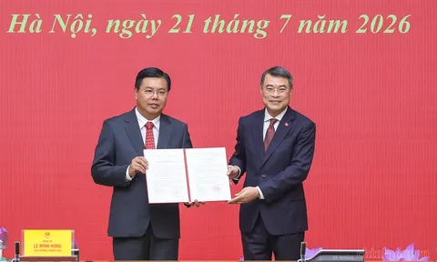 Ông Nguyễn Tiến Hải làm Quyền Bộ trưởng Bộ Nội vụ