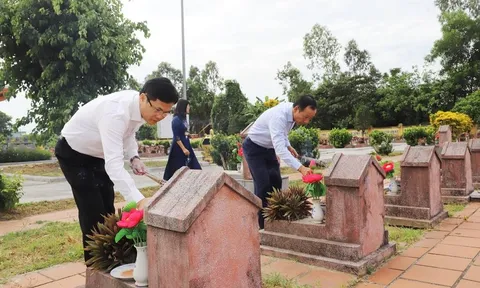 Lãnh đạo tỉnh Thanh Hóa thăm, tặng quà gia đình chính sách, người có công ngày Thương binh - Liệt sĩ 27/7