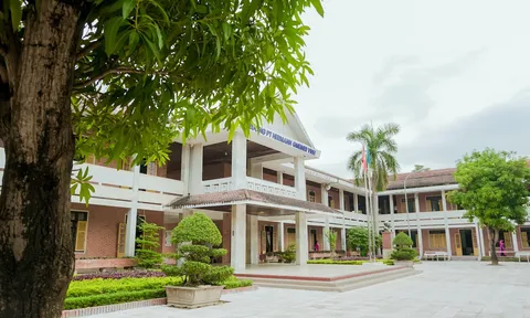 Nghệ An có trường công lập mang tên Bộ trưởng Trần Quốc Hoàn