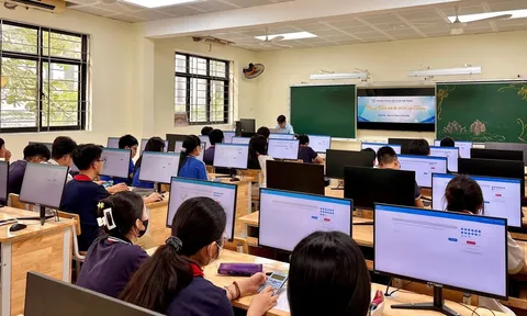 Bộ Giáo dục đề xuất cho học sinh THCS, THPT kiểm tra trên máy tính
